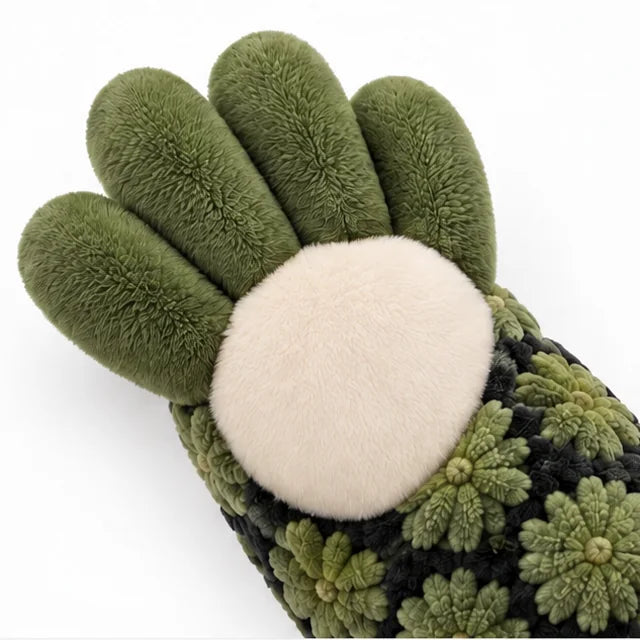 The underside of the flipper sleeve with a smooth cream palm pad